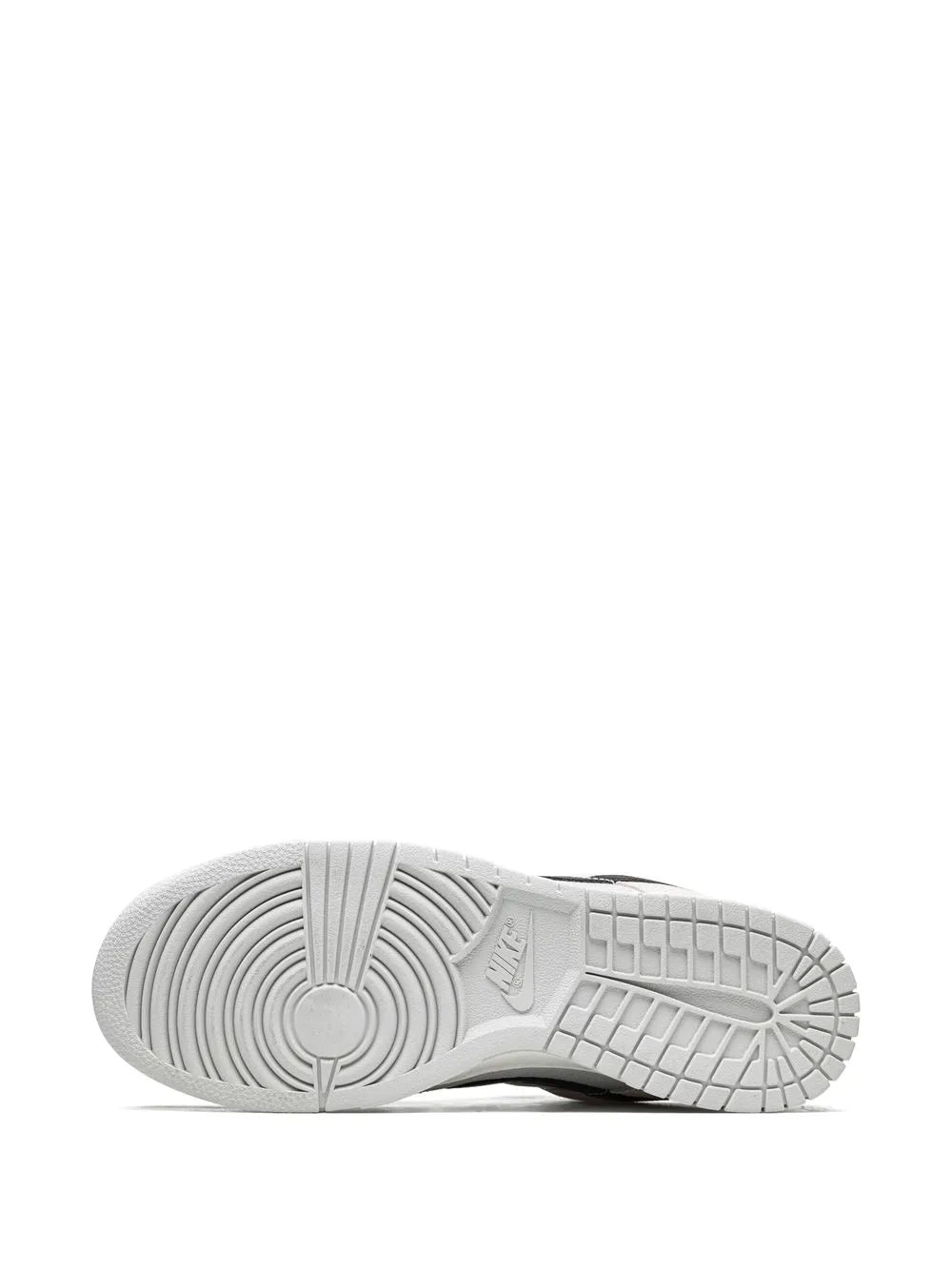 Dunk Low Retro Se Certified Fresh Sneakers