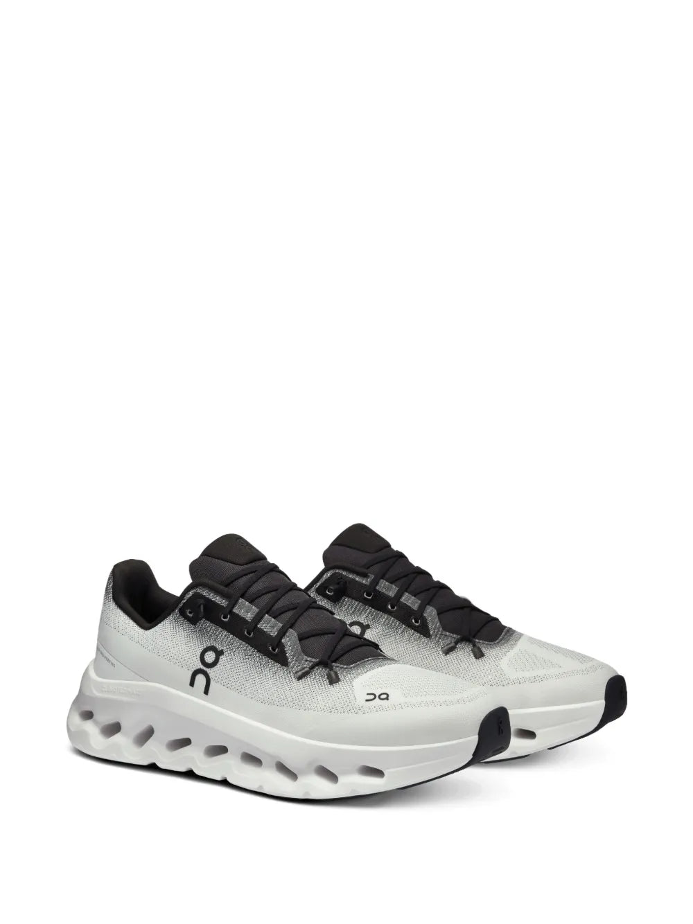 On Running Cloudtilt Black/Ivory Sneakers