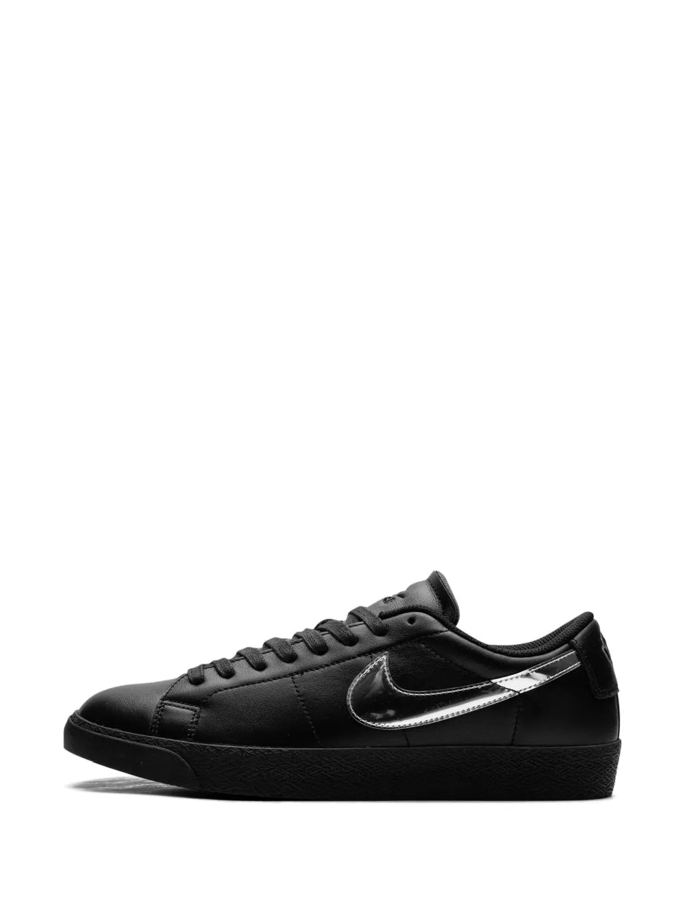 Nike X Dancer Skateboards Sb Zoom Blazer Low Sneakers
