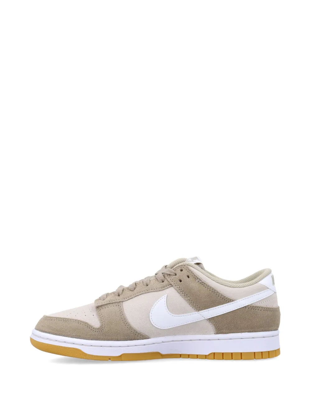Dunk Low Sneakers