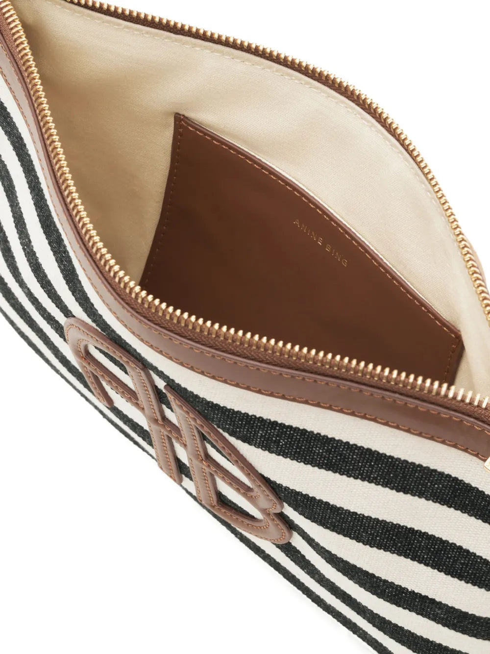 New SeasonANINE BINGLili clutch bag