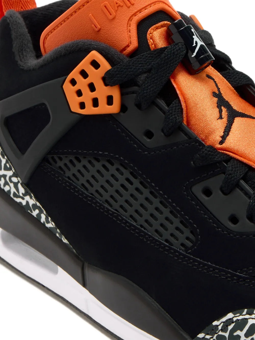 Nike Spizike Sneakers