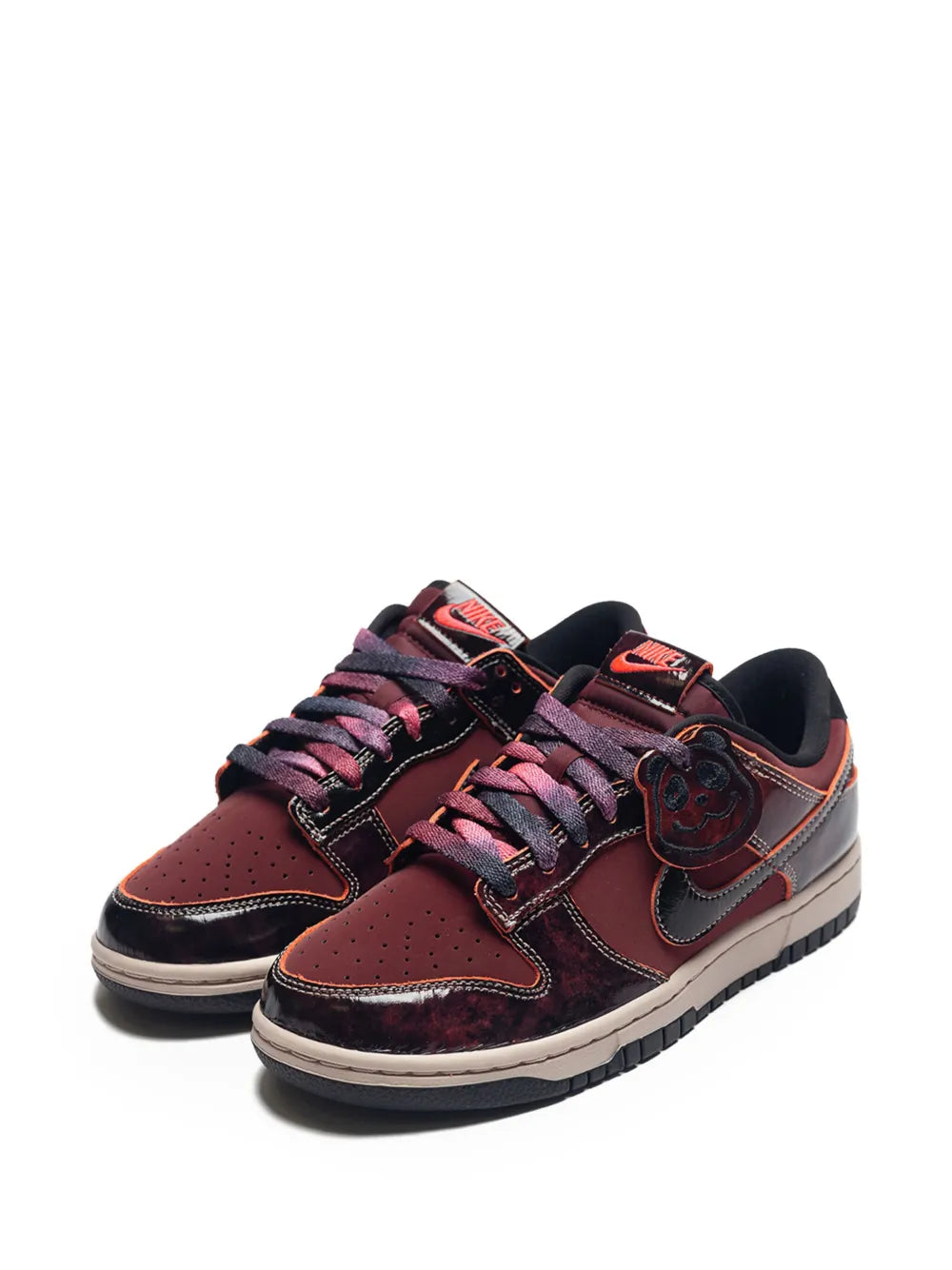 Dunk Low Se Red Panda Sneakers