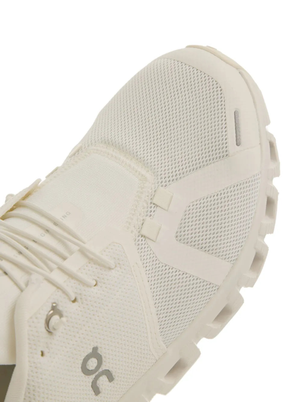On Running Cloud 6 Sneakers