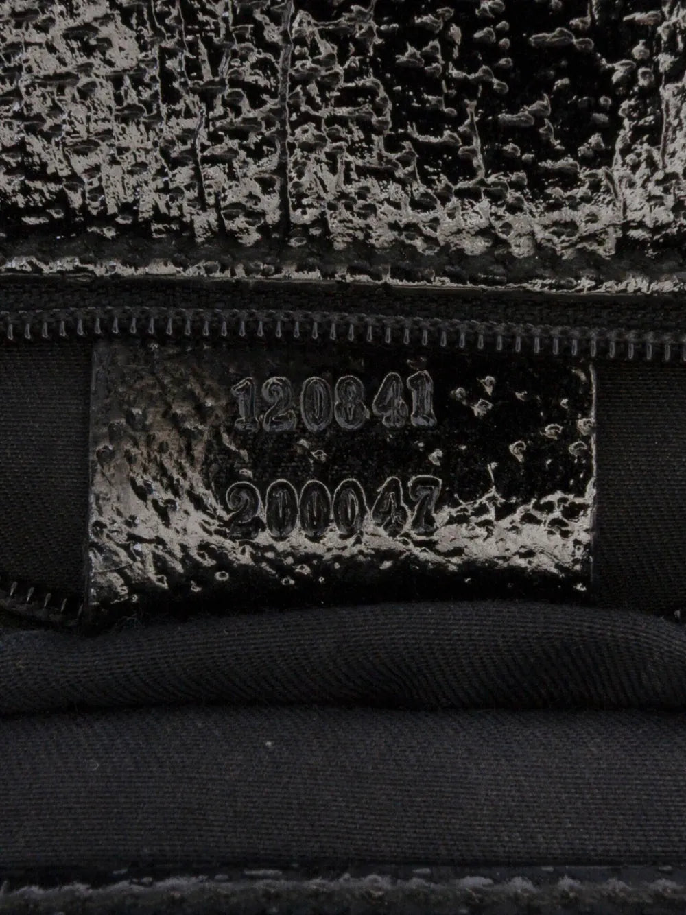 Pre-OwnedGucci Pre-Owned2000-2015 GG Canvas Eclipse crossbody bag