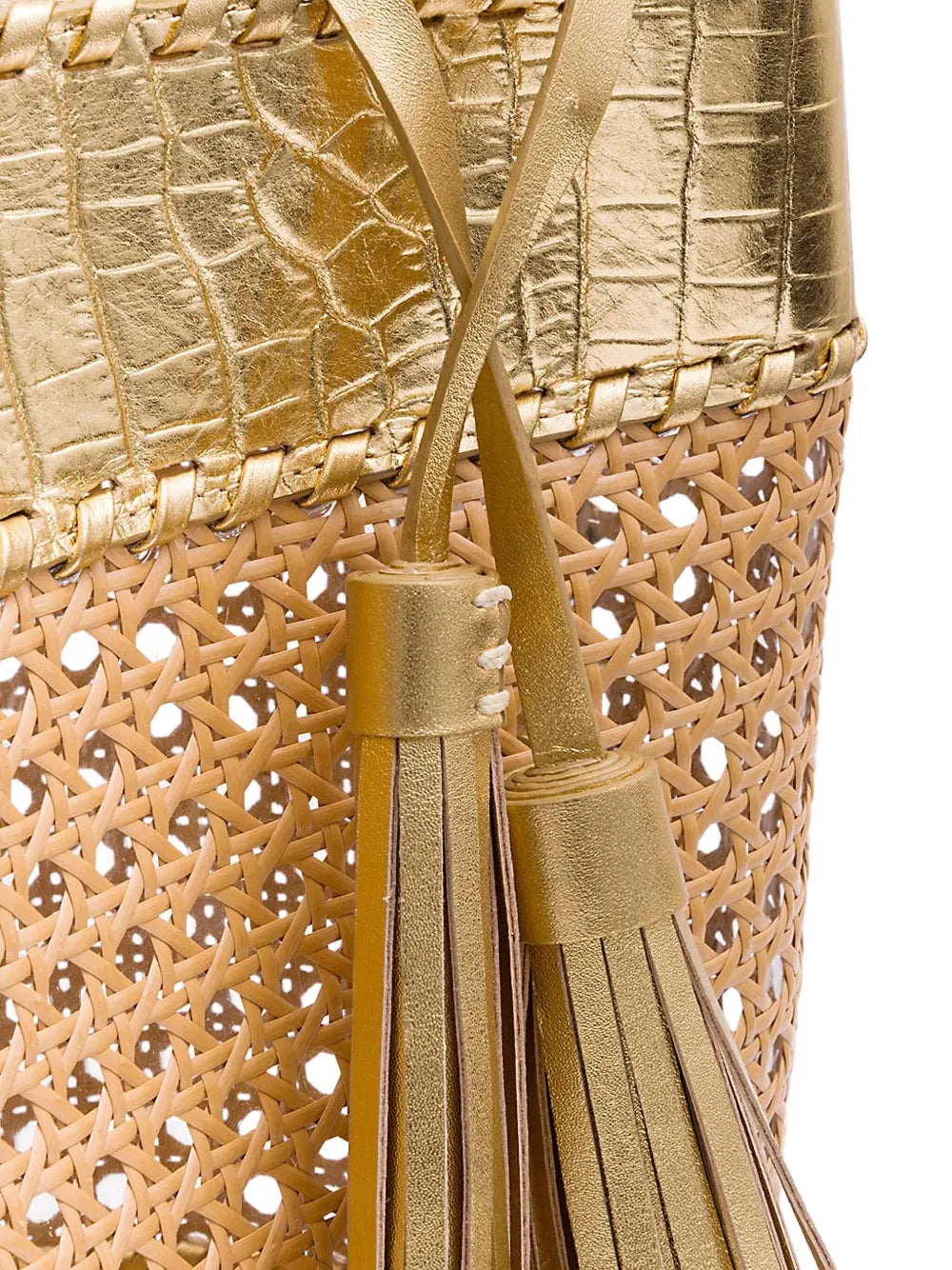 New SeasonIslaSextavada woven tassel shoulder bag