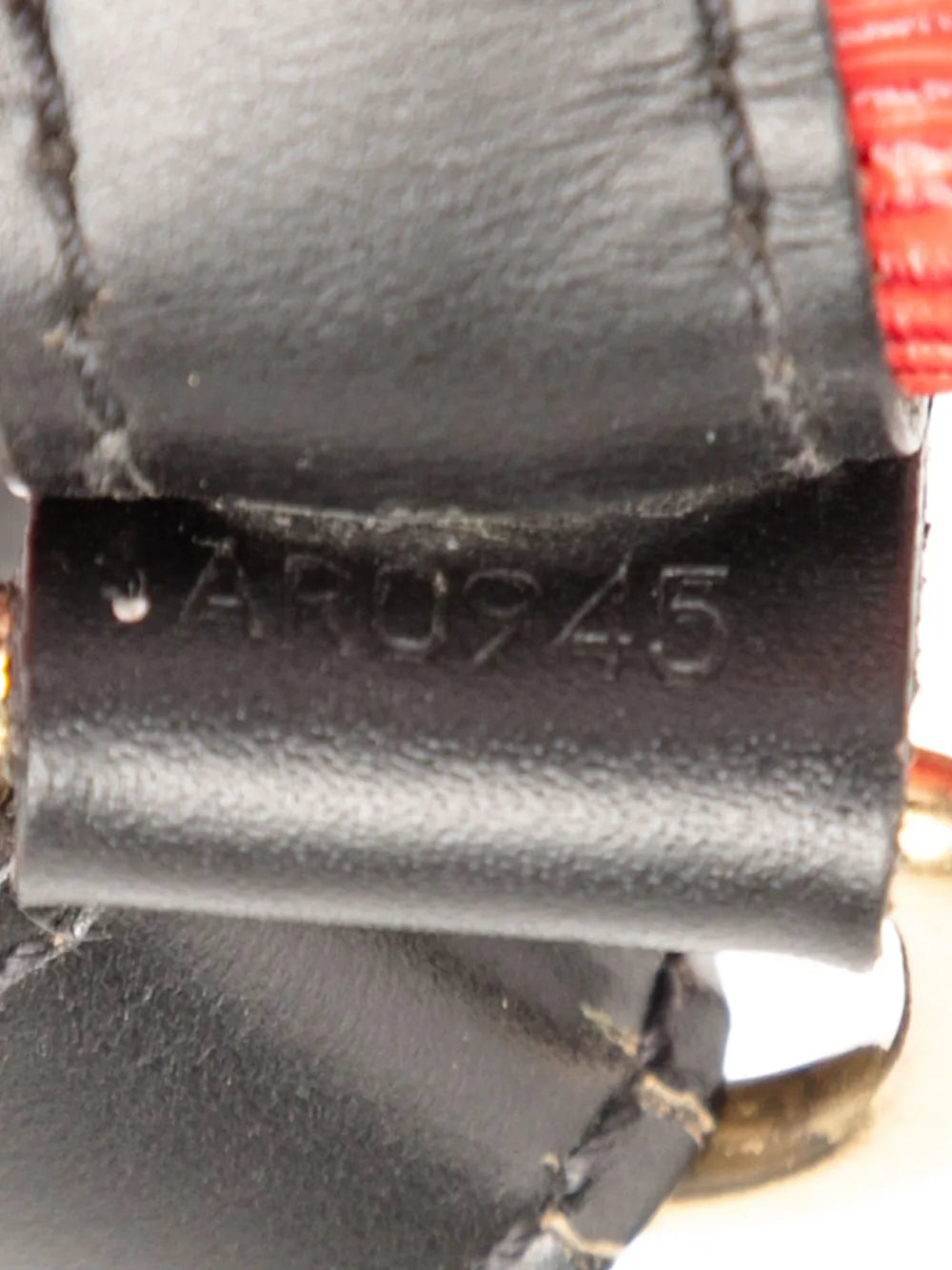 Pre-OwnedLouis Vuitton Pre-Owned1995 Epi Petit Bicolor Noe bucket bag