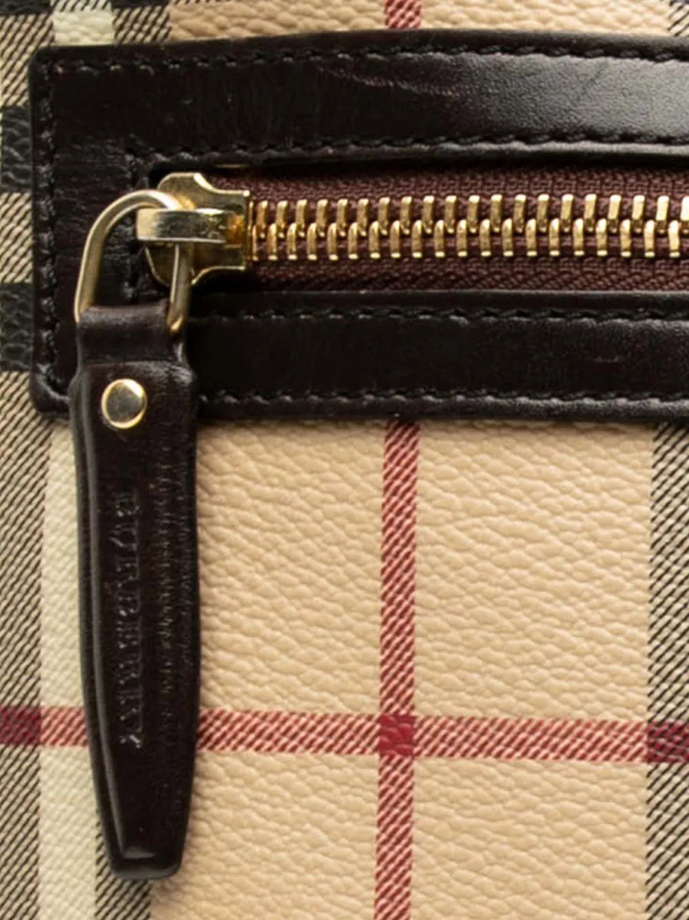 Pre-OwnedBurberry Pre-Owned2007-2011 Haymarket Check Coated Canvas crossbody bag