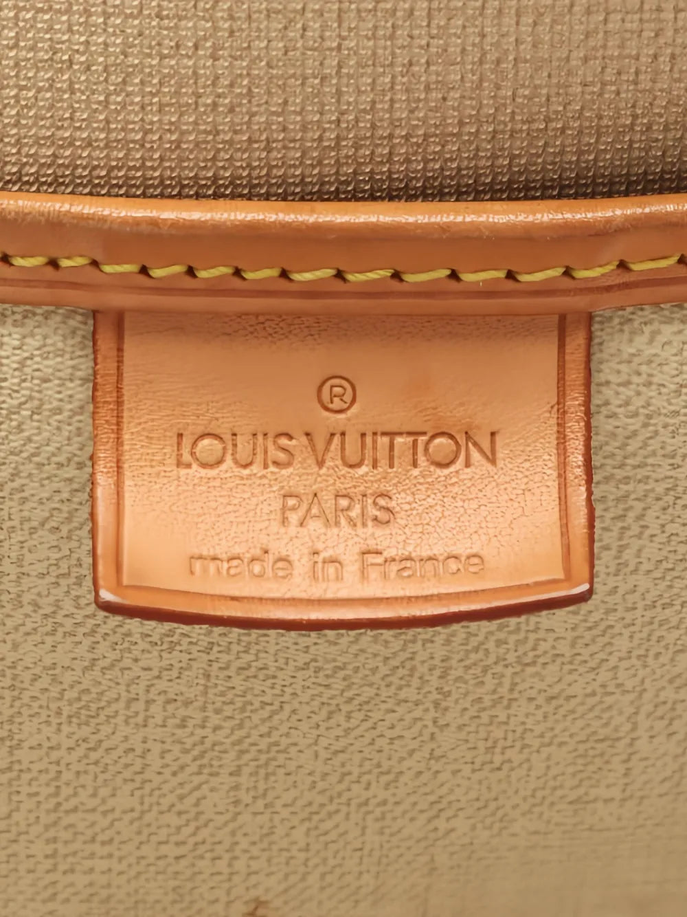 Pre-OwnedLouis Vuitton Pre-Owned2000 Excursion monogram handbag