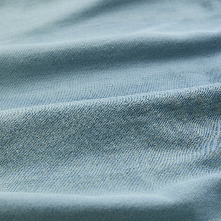 Scholar Chambray Button Up Shirt