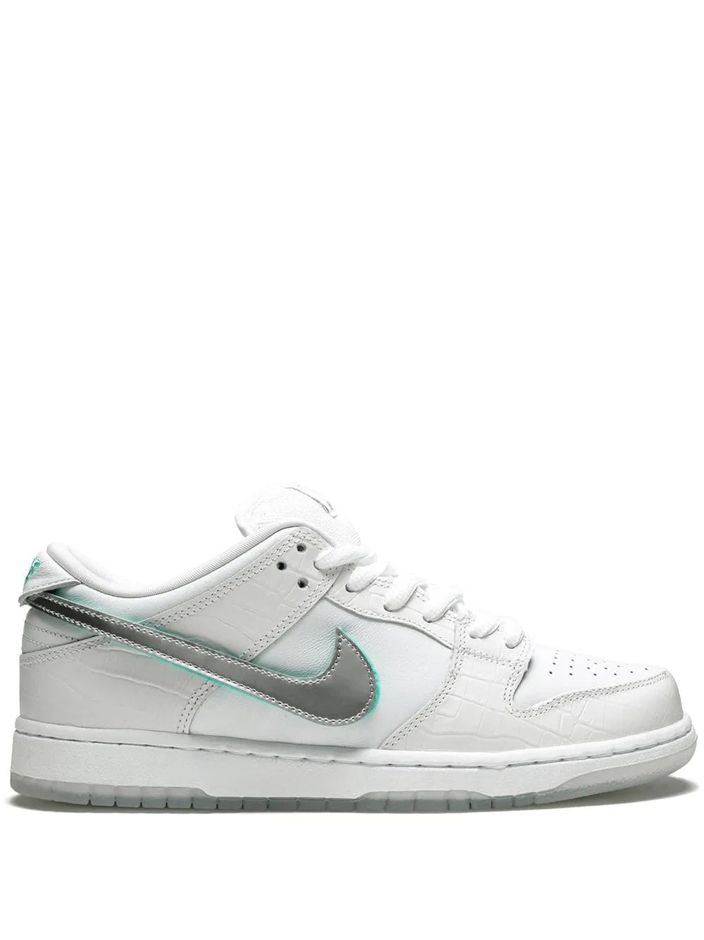 Nike X Diamond Supply Co. Sb Dunk Low Pro Og Qs White Sneakers
