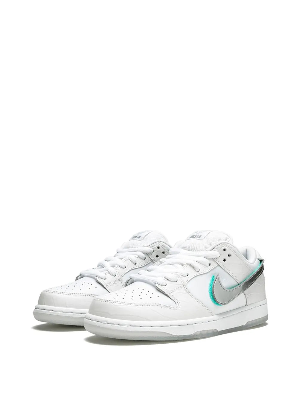 Nike X Diamond Supply Co. Sb Dunk Low Pro Og Qs White Sneakers