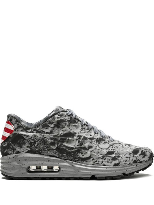 Air Max Lunar90 Sp  oon Landing Sneakers