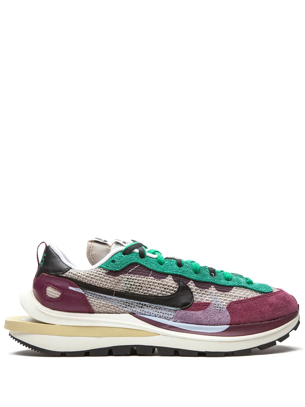 Nike X Sacai Vaporwaffle Villain Red/Neptune Green Sneakers