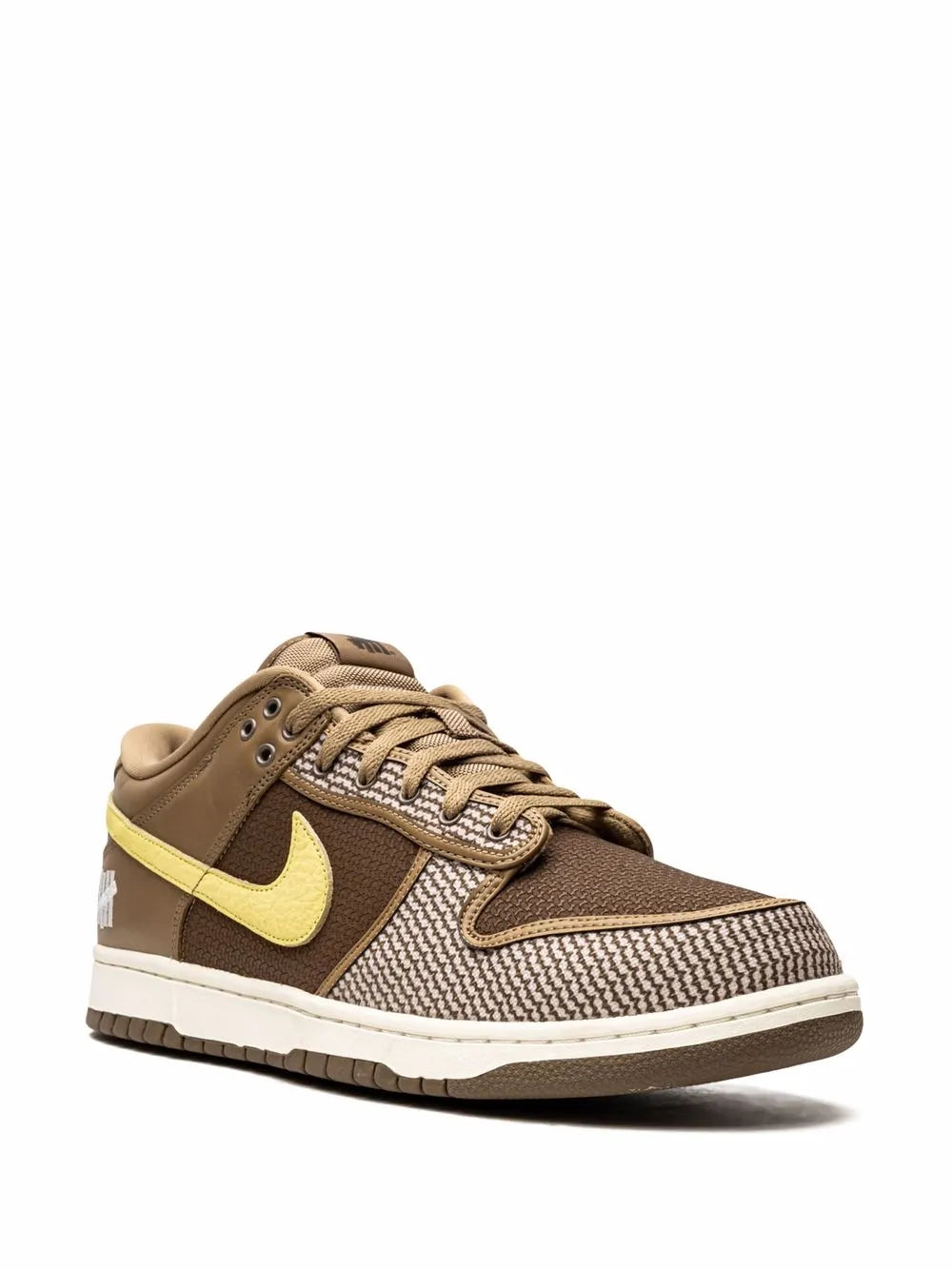 Nike X Undefeated Dunk Low Sp Canteen Sneakers