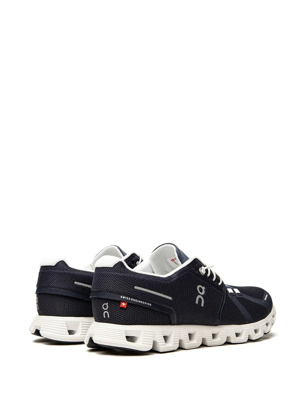 On Running Cloud 5 Low-Top Sneakers