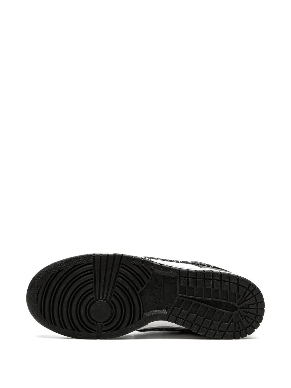 Nike Dunk Low Ess