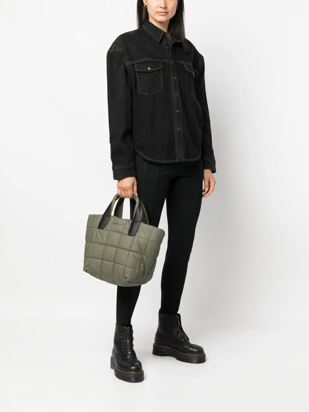 VeeCollectivelogo-print quilted tote bag