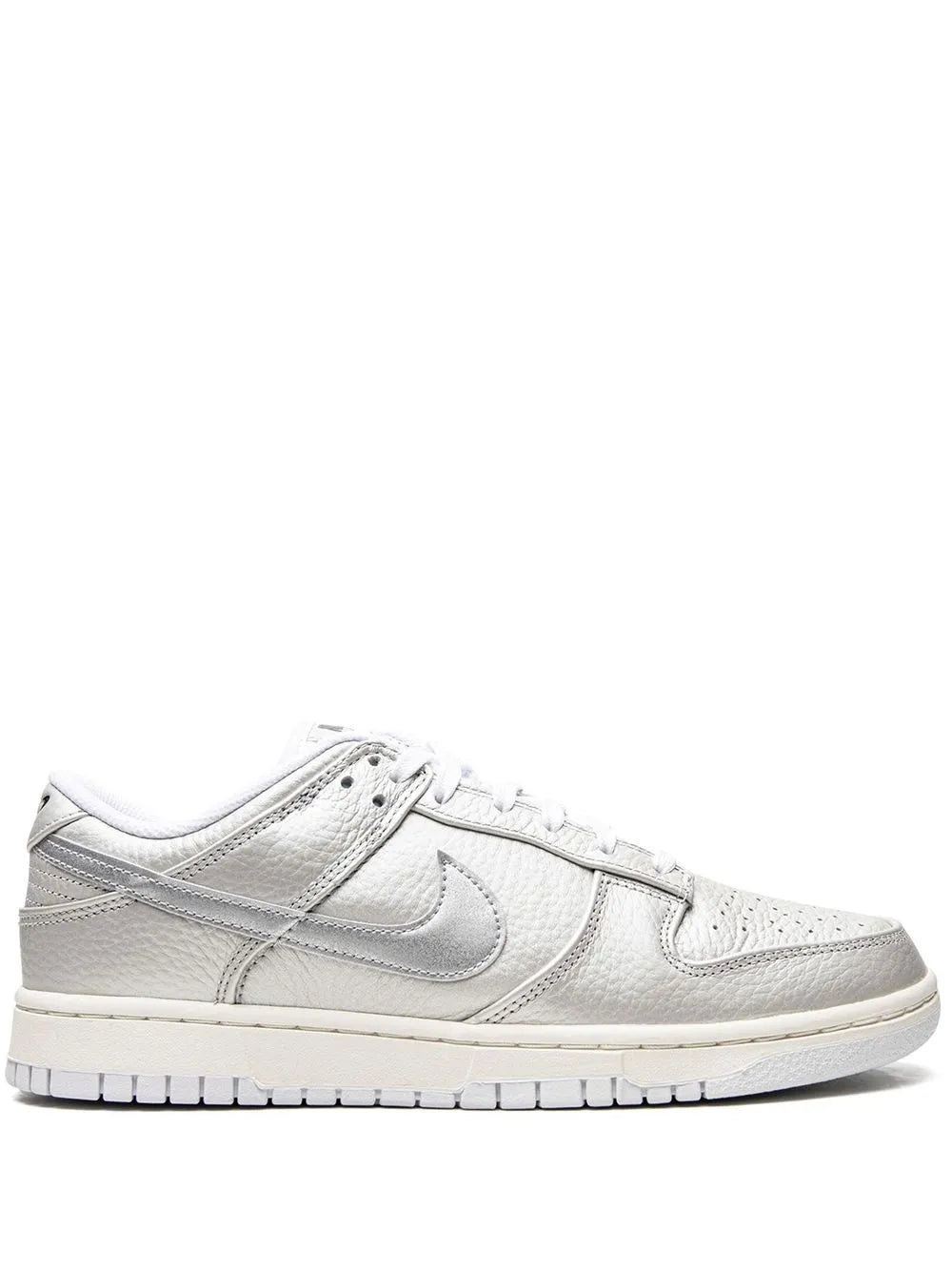 Dunk Low Metallic Silver Sneakers