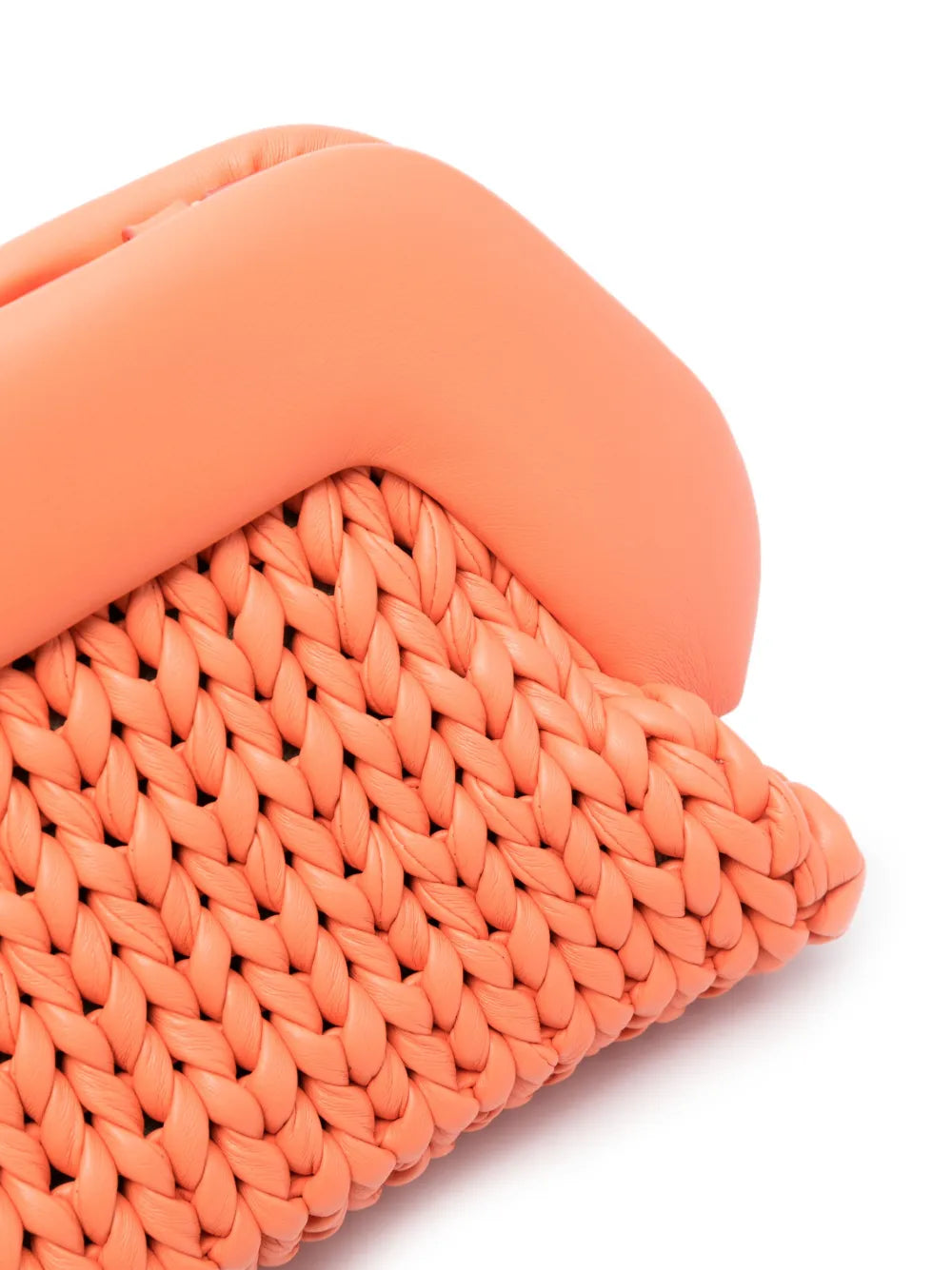 Themoirnterwoven braided shoulder bag