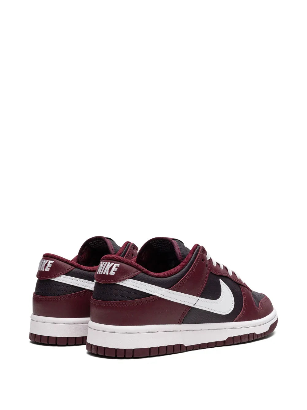 Dunk Low Dark Beetroot Sneakers