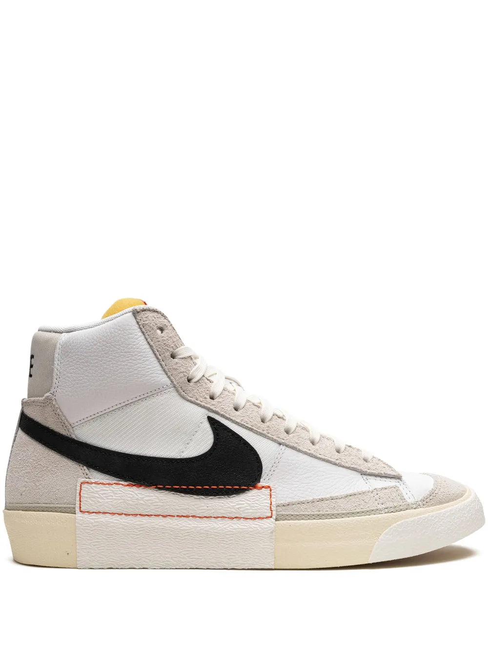 Blazer Mid 77 Sneakers