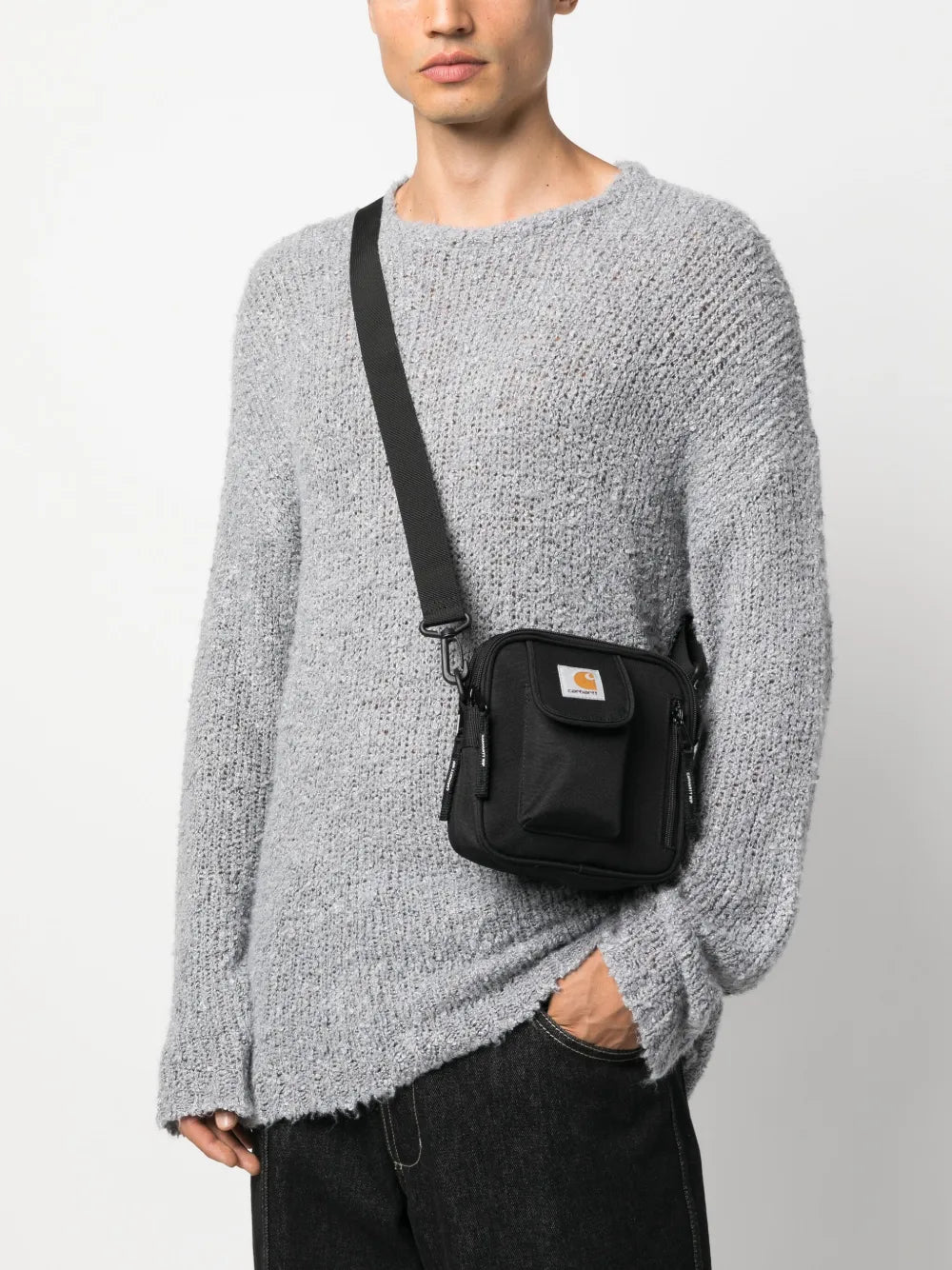 Carhartt WIPEssentials logo-patch messenger bag