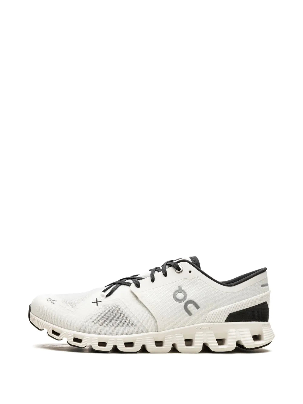 On Running Cloud X 3 Ivory Sneakers