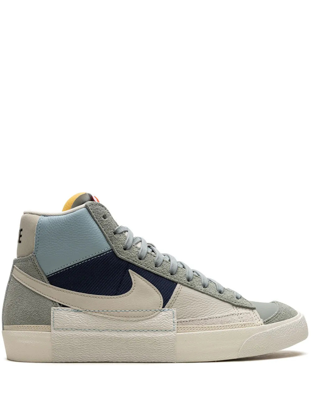 Blazer Mid Pro Club Sneakers