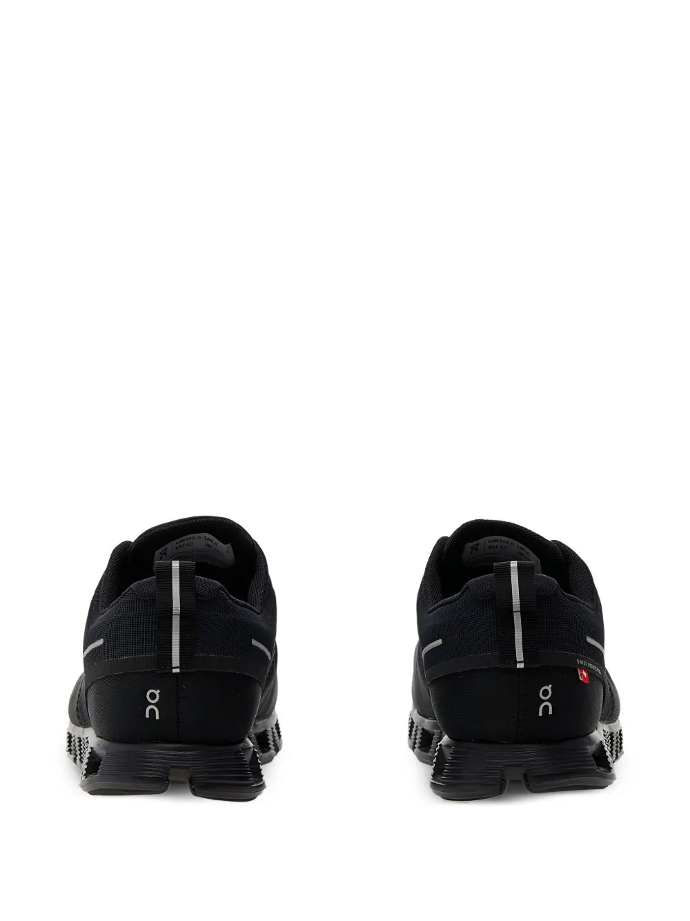 On Running Cloud 5 Waterproof Sneakers