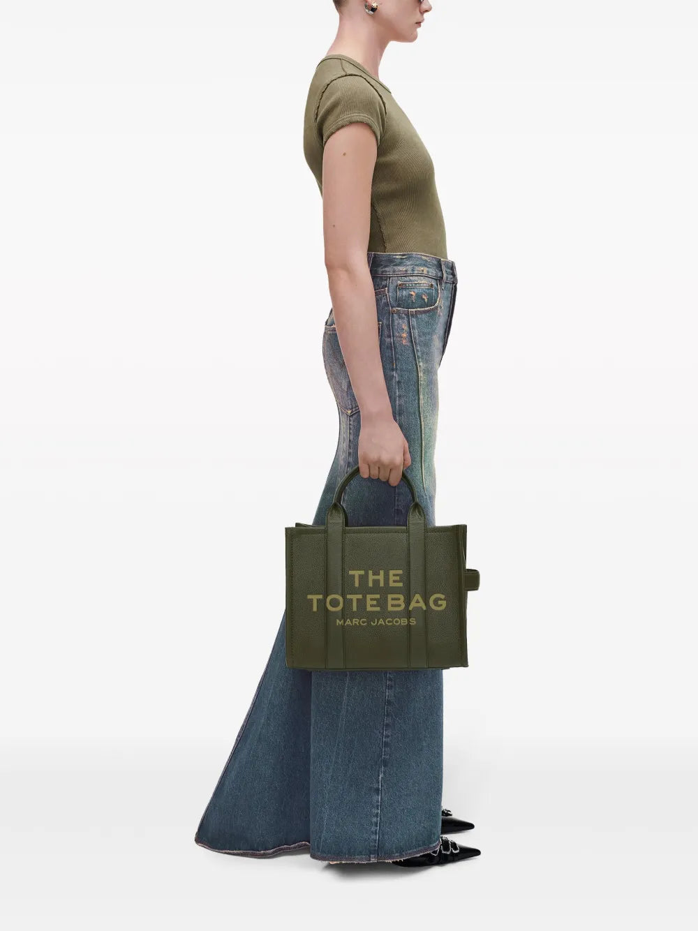 New SeasonMarc JacobsThe Medium Leather Tote Bag
