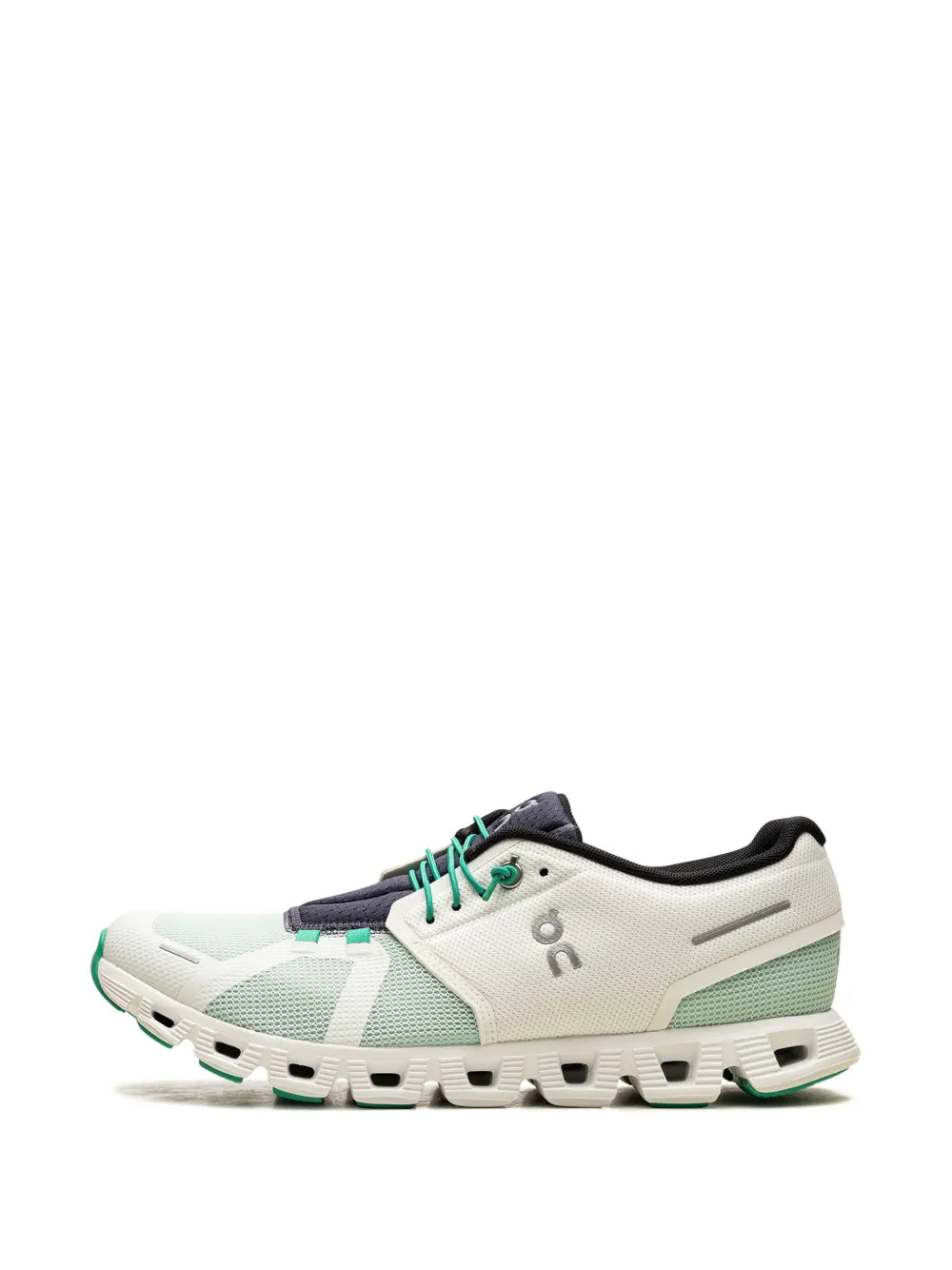 On Running Cloud 5 Low-Top Sneakers