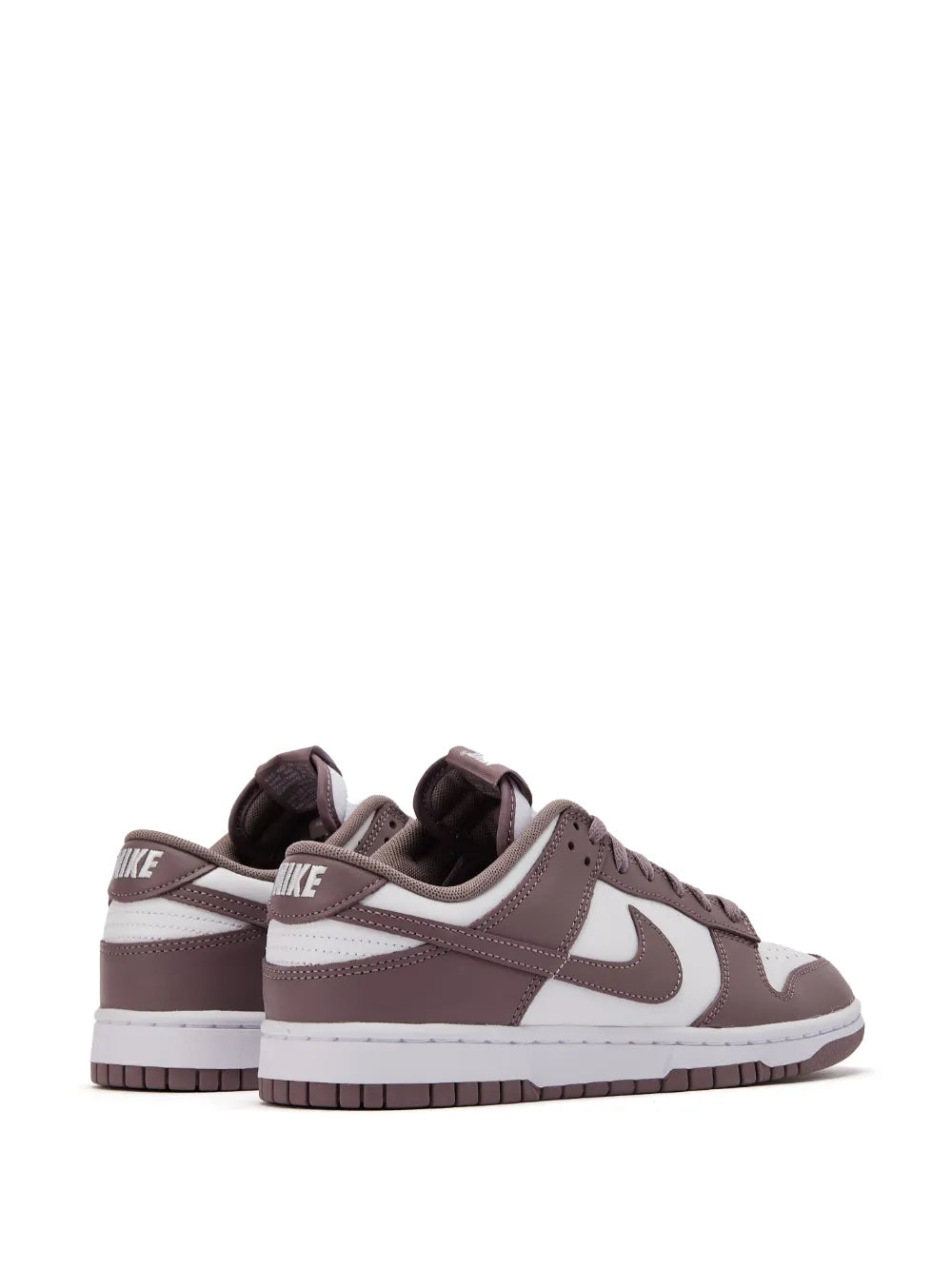 Dunk Low Retro Sneakers