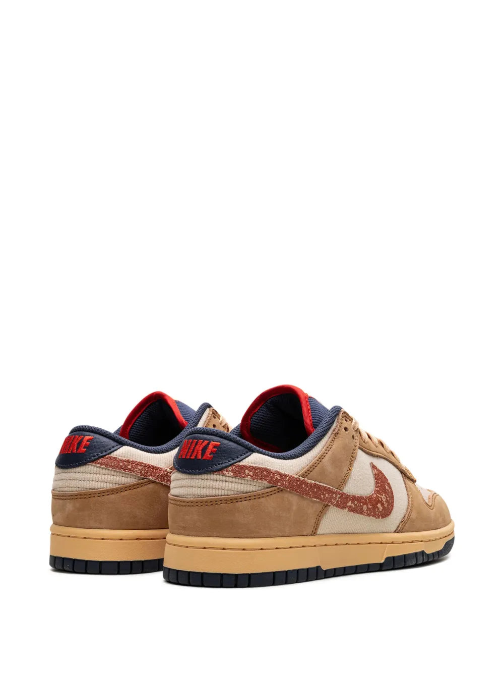Dunk Low Wheat/Sanddrift Sneakers