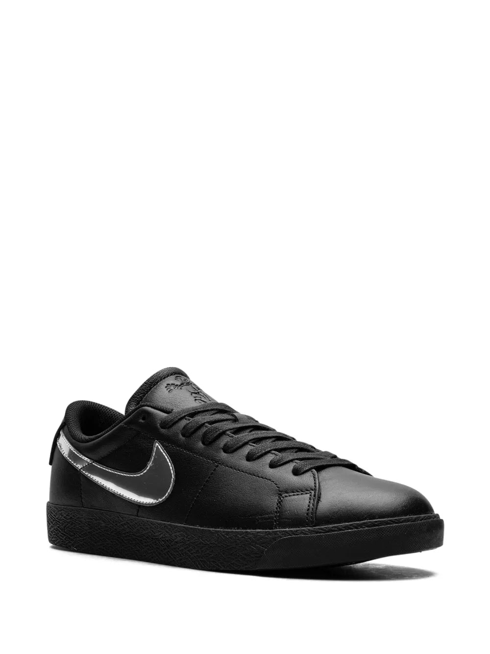 Nike X Dancer Skateboards Sb Zoom Blazer Low Sneakers