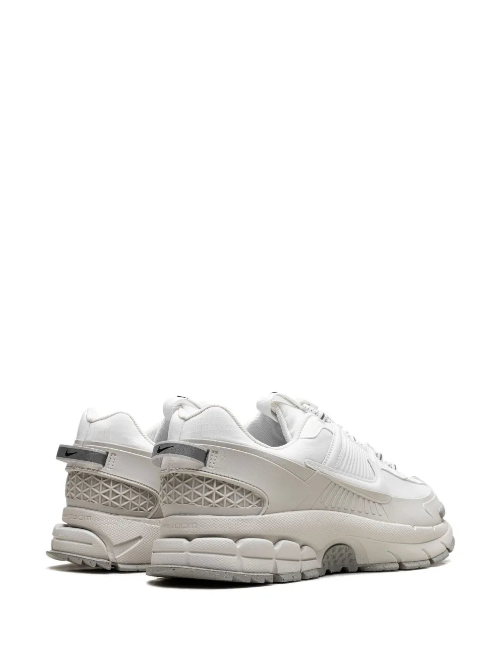 Nike Zoom Vomero Roam Sneakers