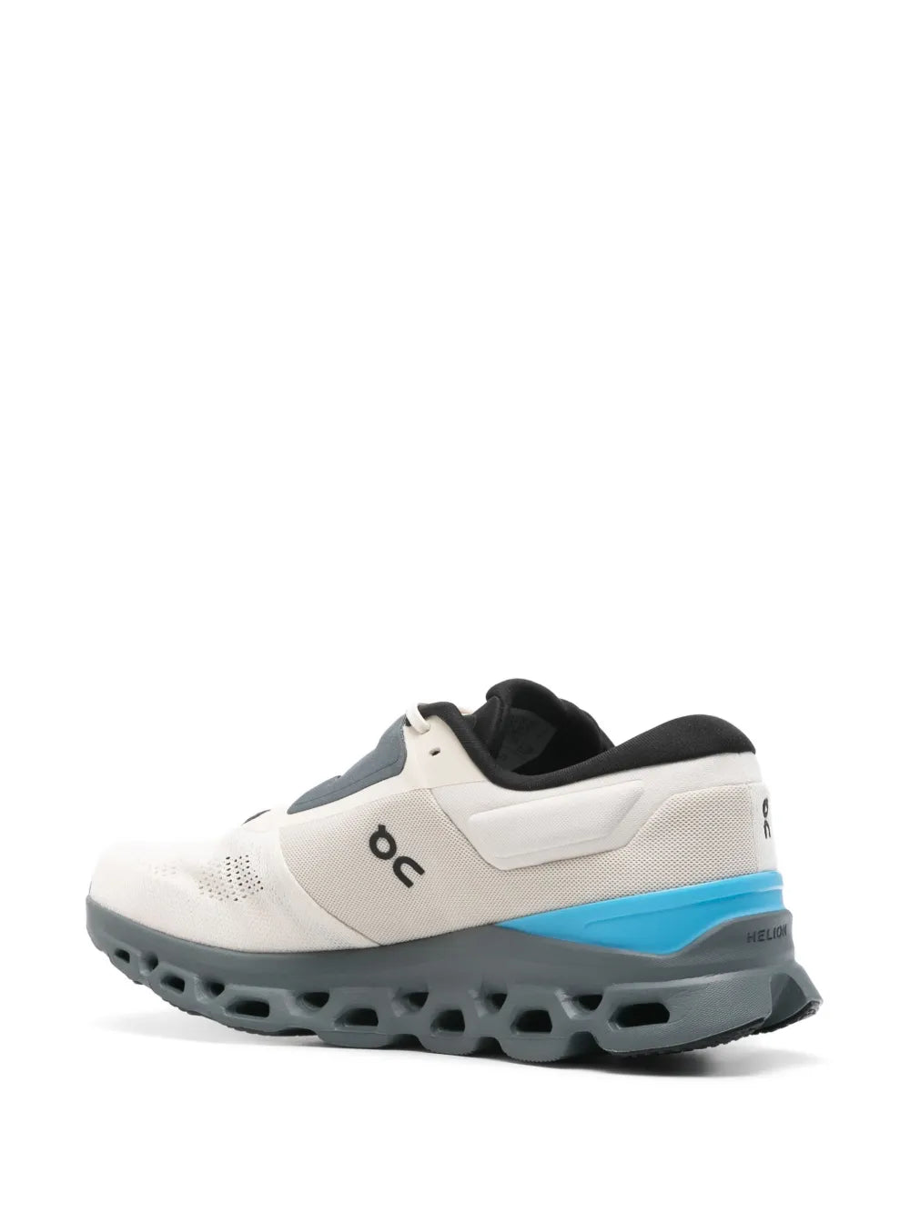 On Running Cloudstratus 3 Sneakers