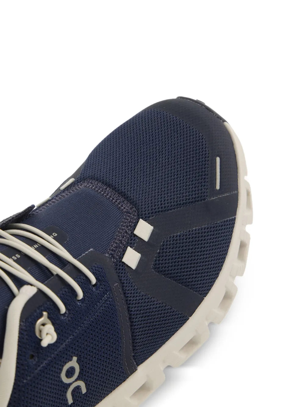 On Running Cloud 6 Sneakers