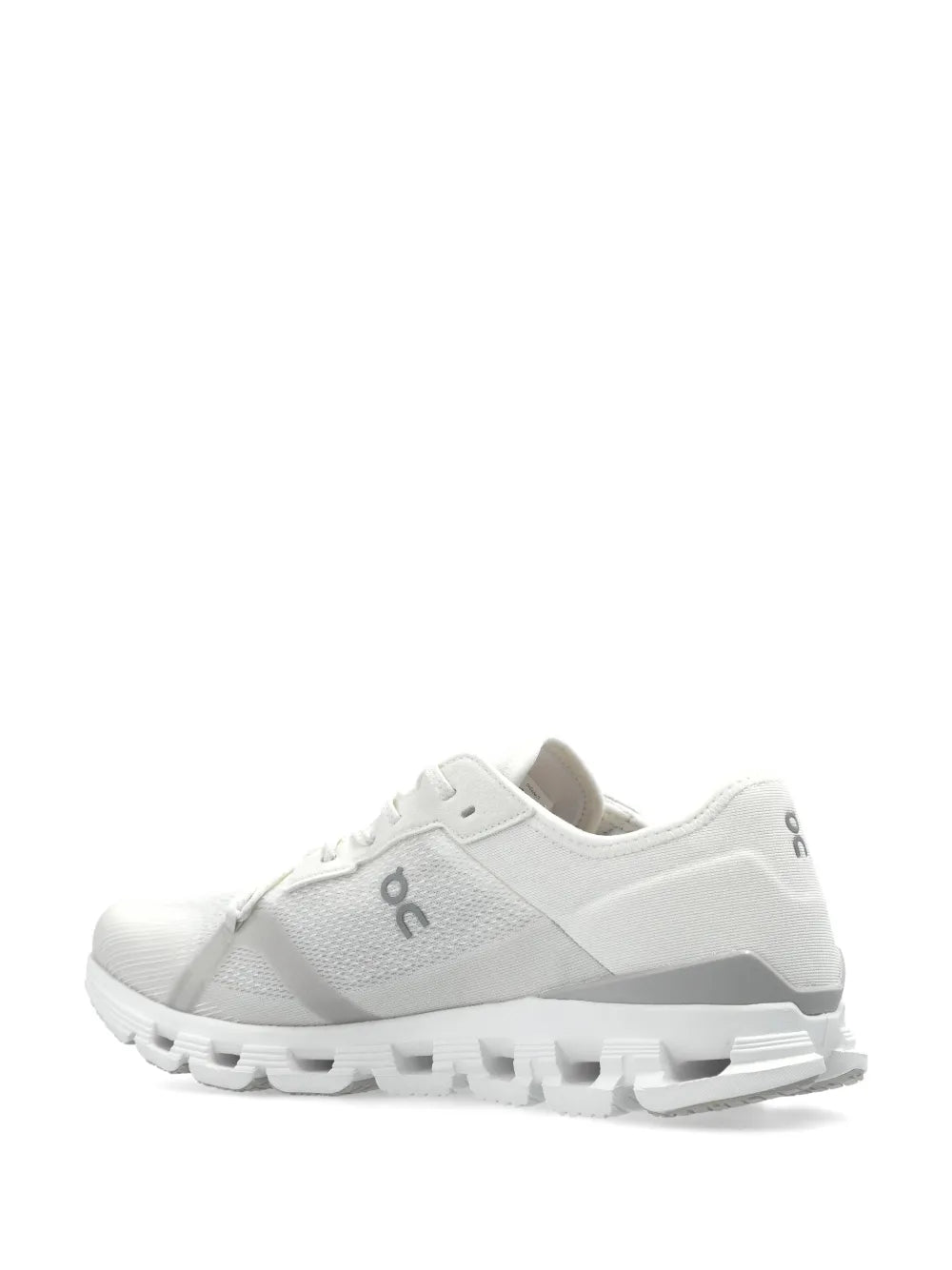 On Running Cloud X 4 Trainers