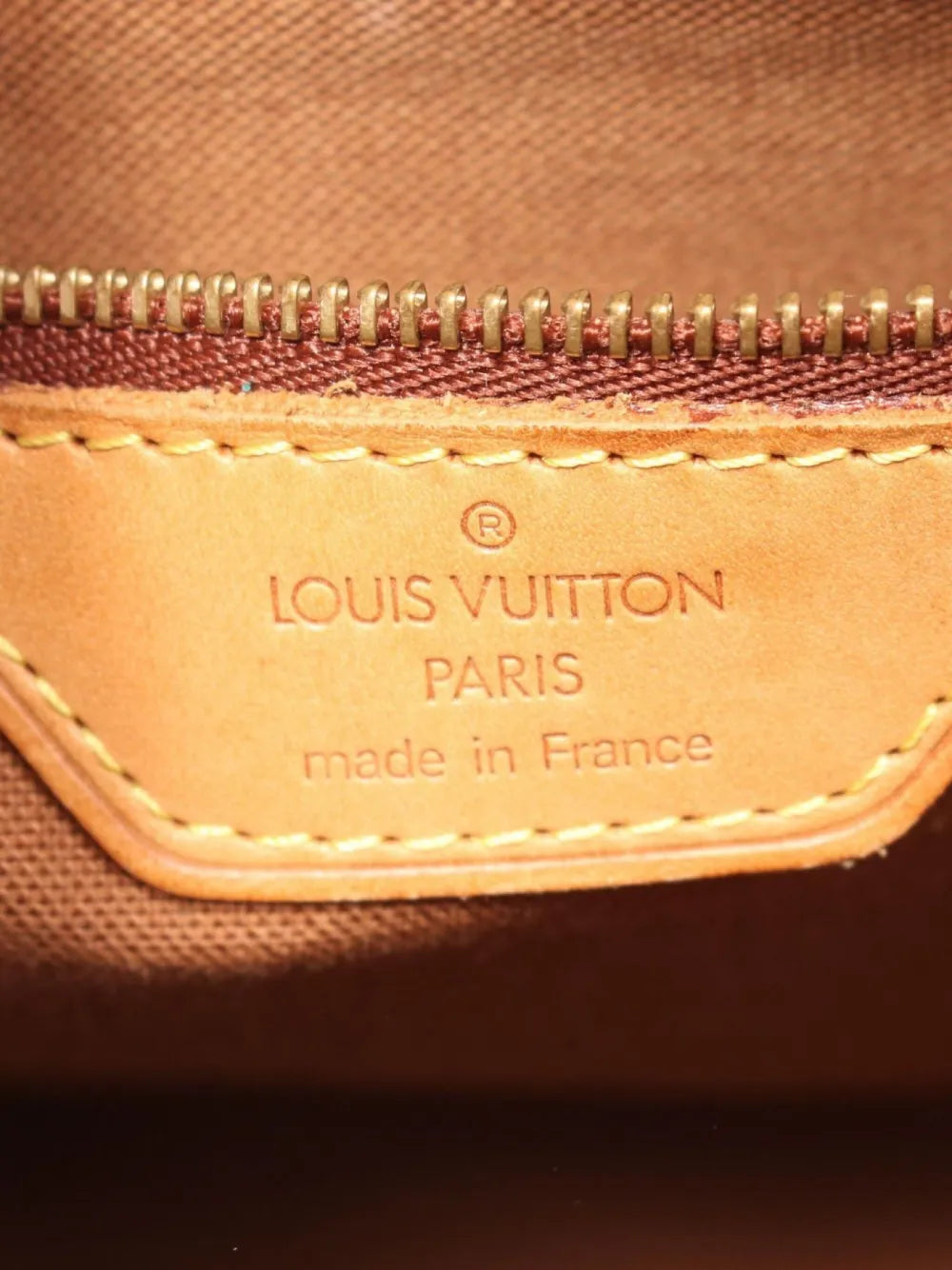 Pre-OwnedLouis Vuitton Pre-Owned2002 Vivian GM shoulder bag