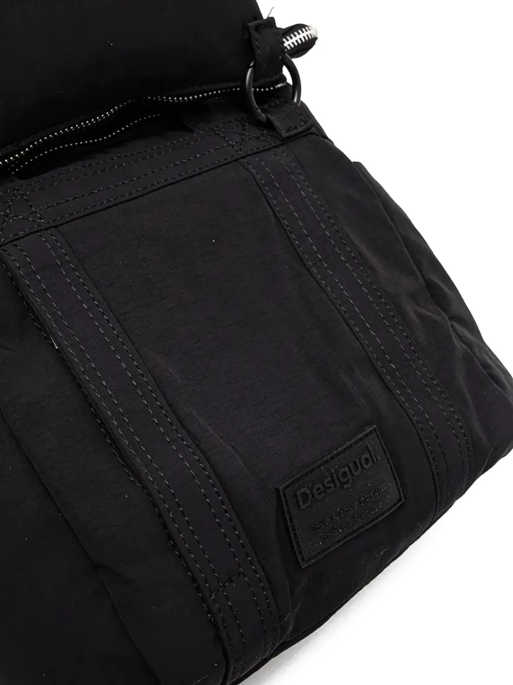 Desigualzip-fastening top-handle backpack