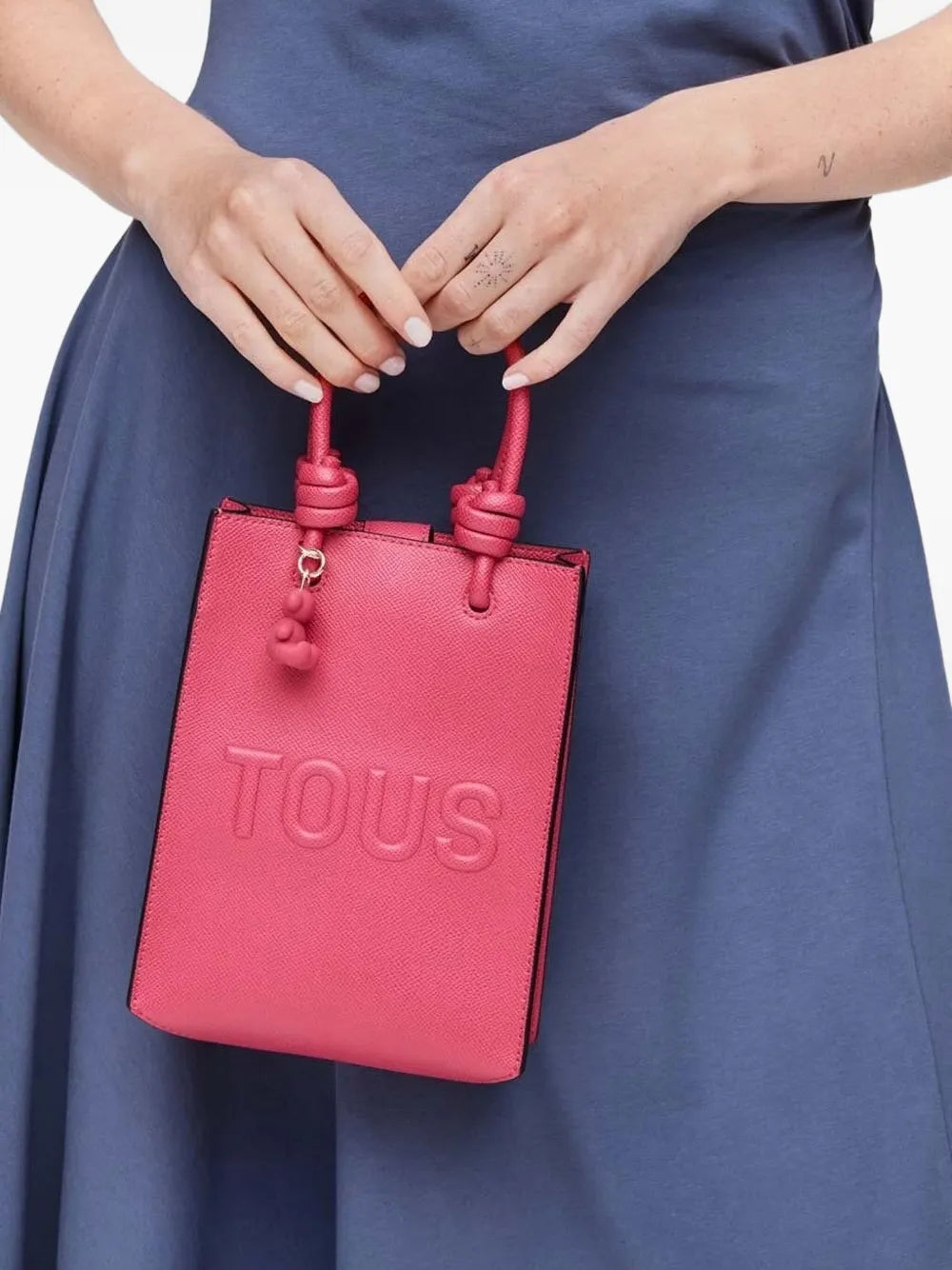TOUSlogo-embossed tote bag