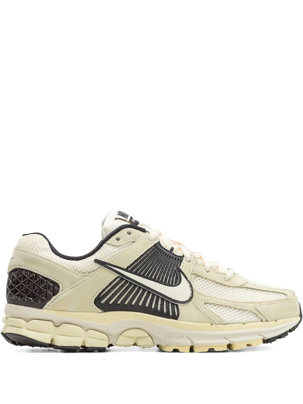 Nike Zoom Vomero 5 Trainers