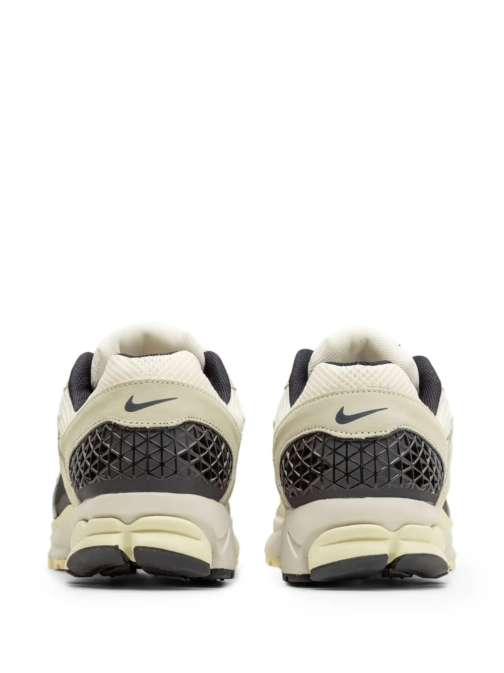 Nike Zoom Vomero 5 Trainers