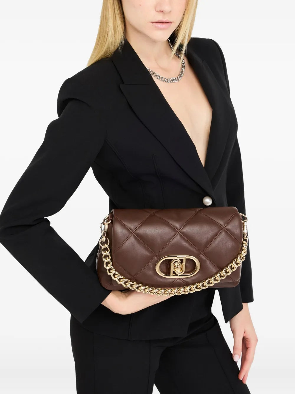 LIU JOmedium LaPuffy quilted chain-strap cross body bag