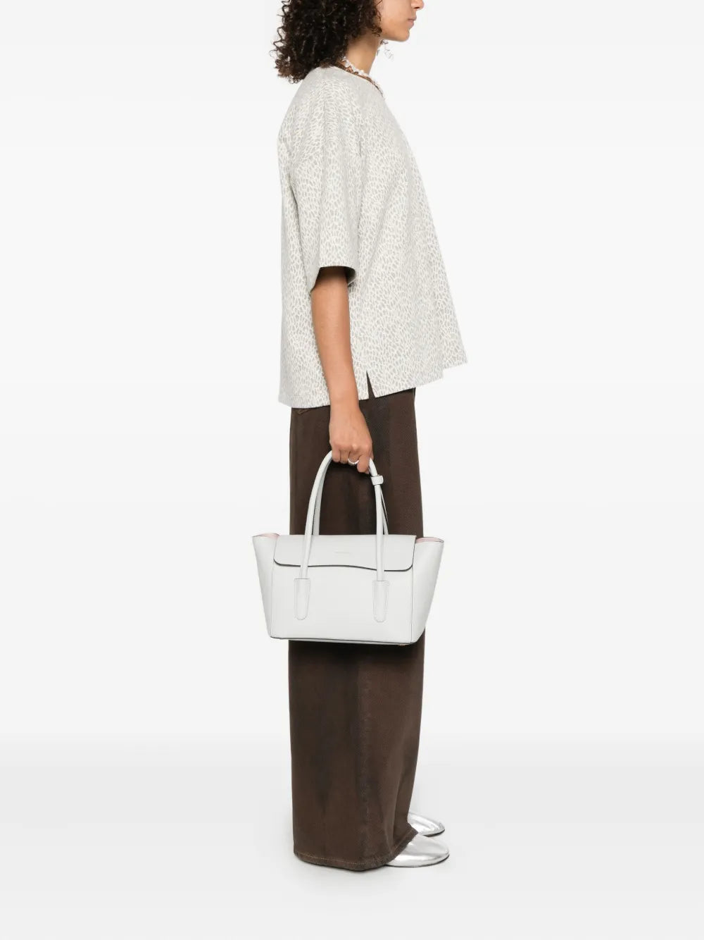 Coccinellechain-detail leather tote bag