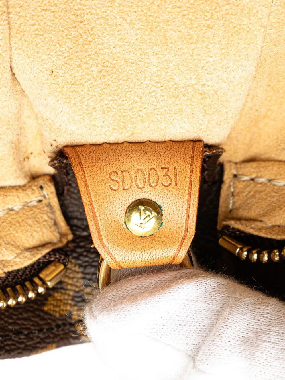 Pre-OwnedLouis Vuitton Pre-Owned2001 Monogram Looping GM shoulder bag