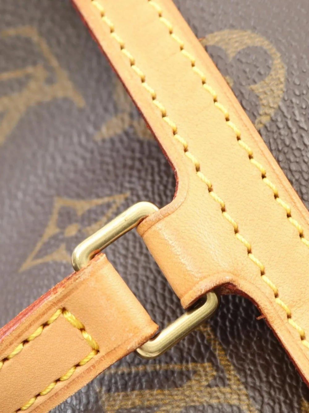 Pre-OwnedLouis Vuitton Pre-Owned2004 Kusan GM monogram shoulder bag