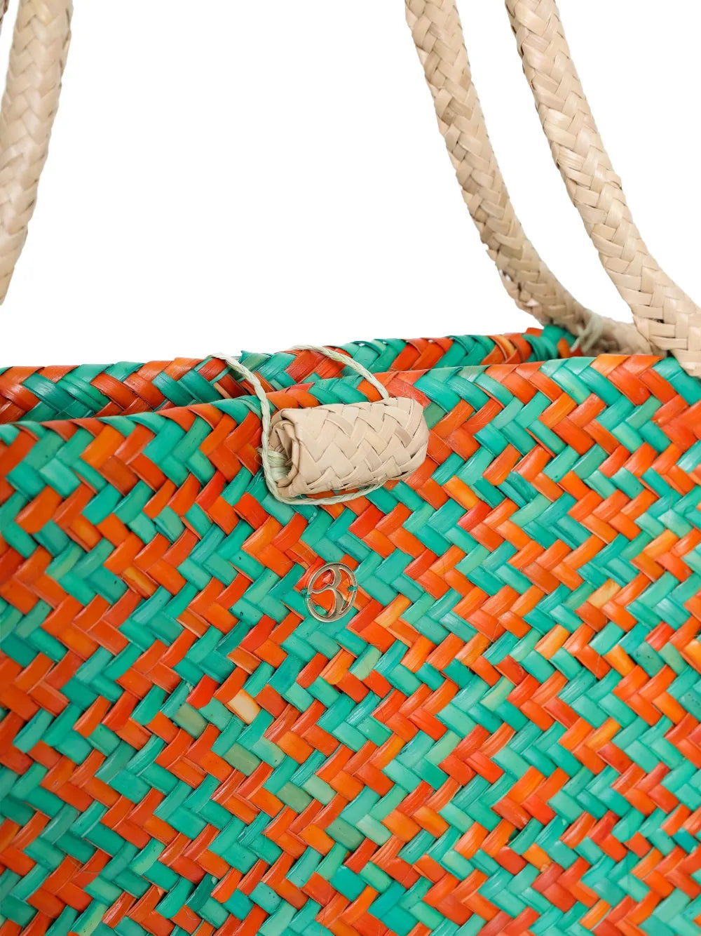New SeasonBrigitteDandhandwoven beach bag
