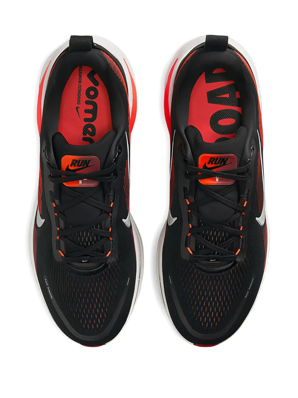 Nike Vomero 18 Sneakers